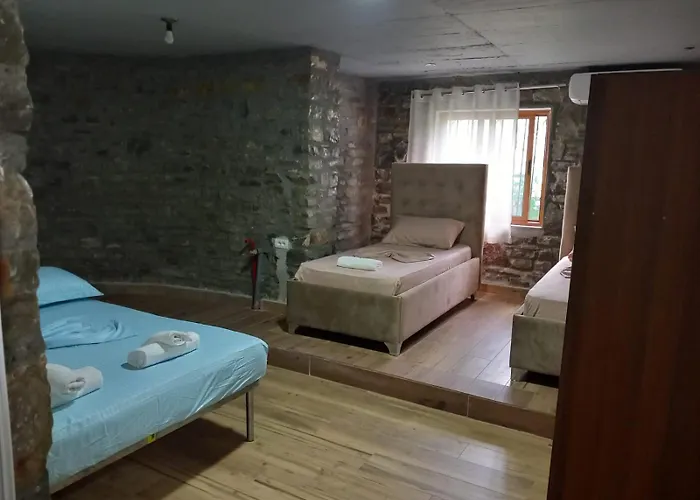Πανσιόν Natura Komani 3*