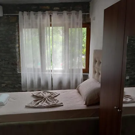 Natura Komani Gasthuis Koman