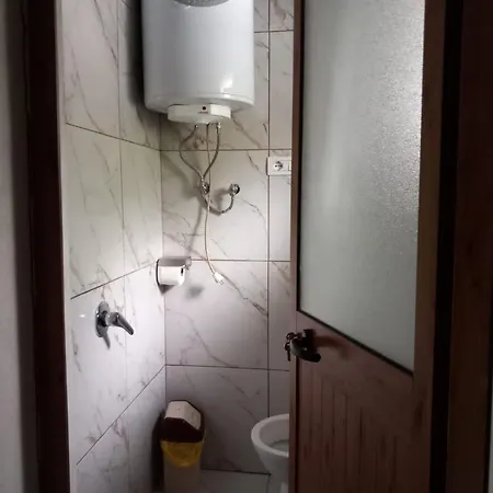 Gasthuis Natura Komani 3*